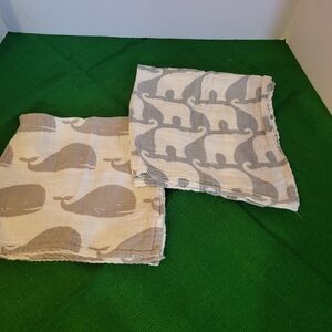 Milkbarn Gray and White Whale Muslin Cloth